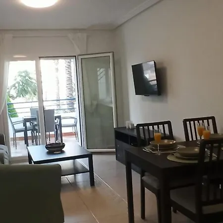 2 Bed - Close To - Pool - Balcony Apartmán *